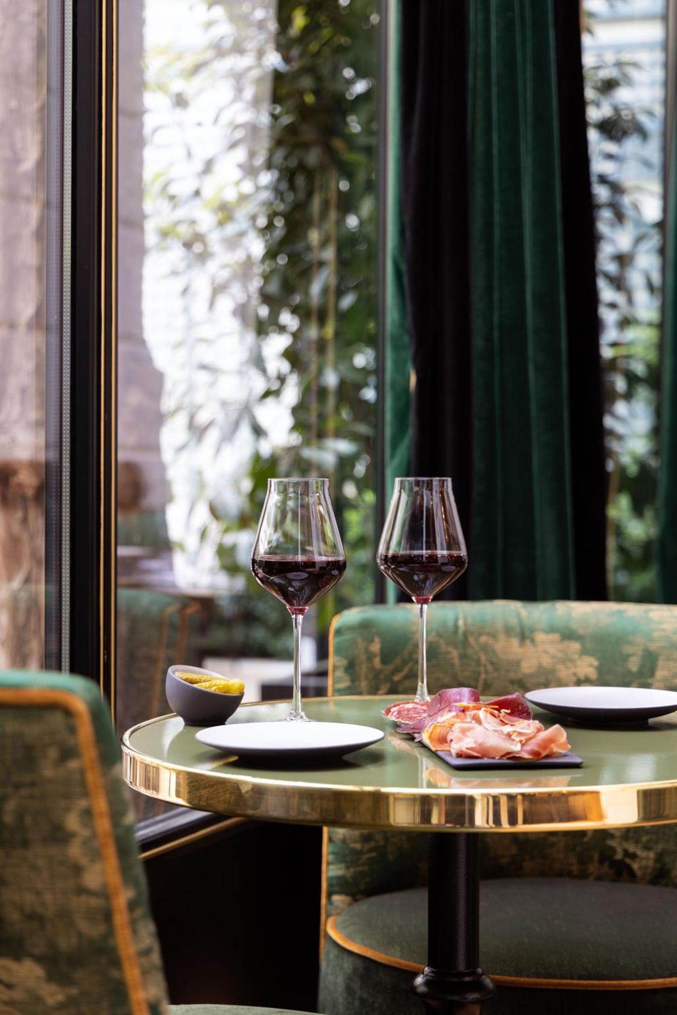 Lord Byron Hotell Paris Eksteriør bilde